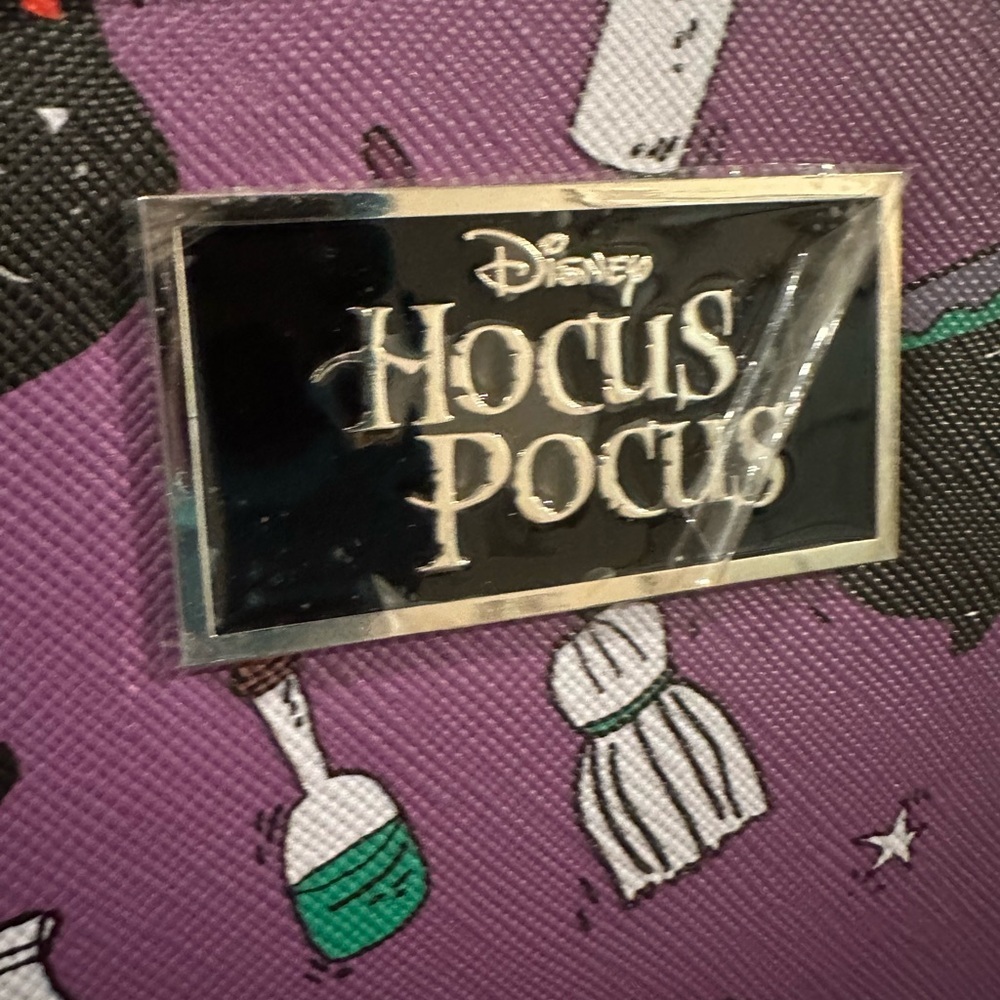 Disney Bioworld Purple Hocus Pocus Themed Backpack NWT - Picture 6 of 13